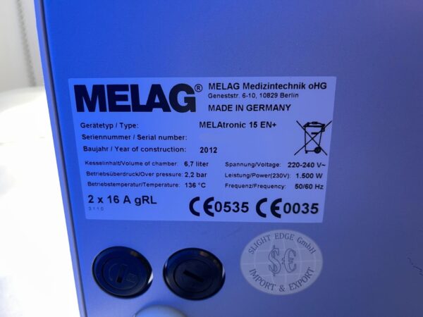 Melag MELAtronic 15 EN+ Dampfsterilisator - Datenschild