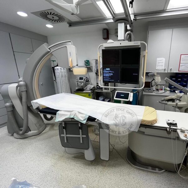Philips Allura Clarity Angiographie-System / Röntgengerät (Mono Deckenmontiertes System)