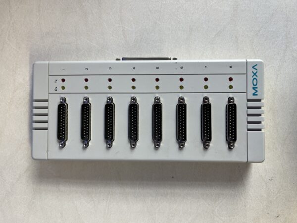 MOXA 8-Port Serial Connection Box - 8-Port Serielle Anschlussbox - PN OPT 8B