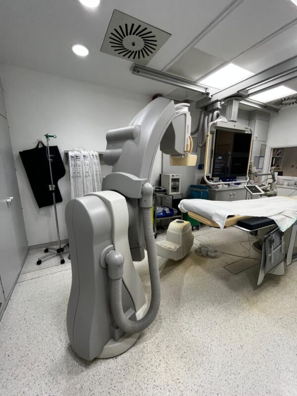 Philips Allura Clarity (Mono Deckenmontiert) Angiographie-System / Philips Allura Clarity (Monoplane Ceiling) Angiography System