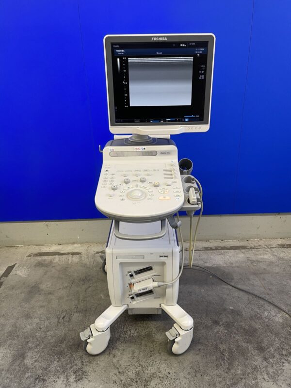 Toshiba Xario 100 Ultraschallgerät / Toshiba Xario 100 Ultrasound System