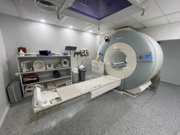 Siemens - MRT-Scanner - MRI Scanner - MAGNETOM Espree - REF 10018165