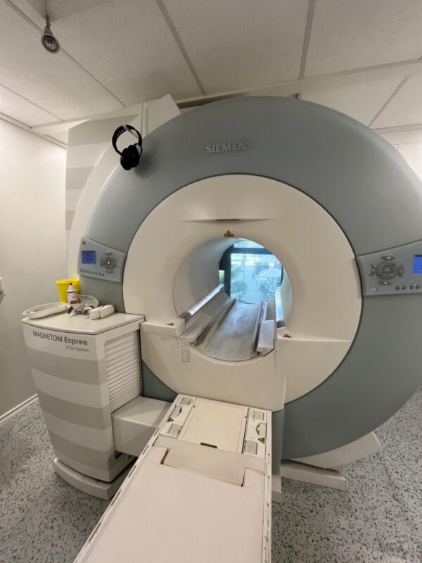 Siemens - MRT-Scanner - MRI Scanner - MAGNETOM Espree - REF 10018165