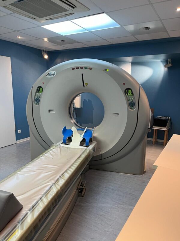 Toshiba - CT-Scanner - CT Scanner - Aquilion - REF TSX-101A