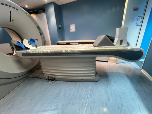 Toshiba - CT-Scanner - CT Scanner - Aquilion - REF TSX-101A