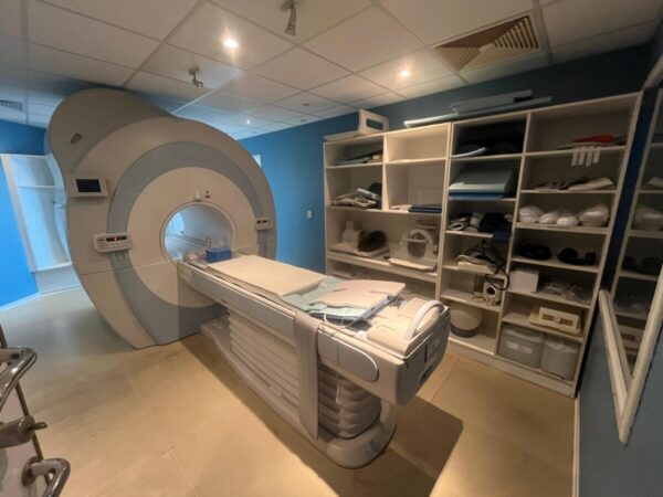 Toshiba - MRT-Scanner - MRI Scanner - Titan Vantage - REF MRT-1504