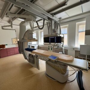 Philips - Angiography System - Angiographie-System - Allura Clarity (Monoplane Ceiling)