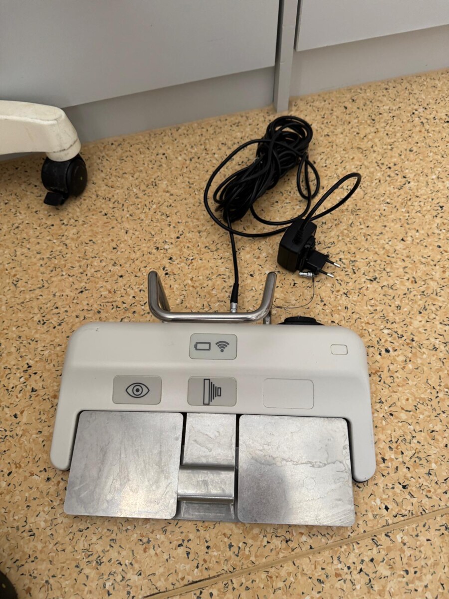 Philips - Angiography System - Angiographie-System - Allura Clarity (Monoplane Ceiling)