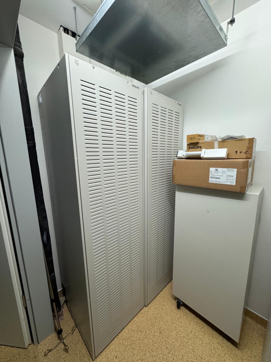 Philips - Angiography System - Angiographie-System - Allura Clarity (Monoplane Ceiling)