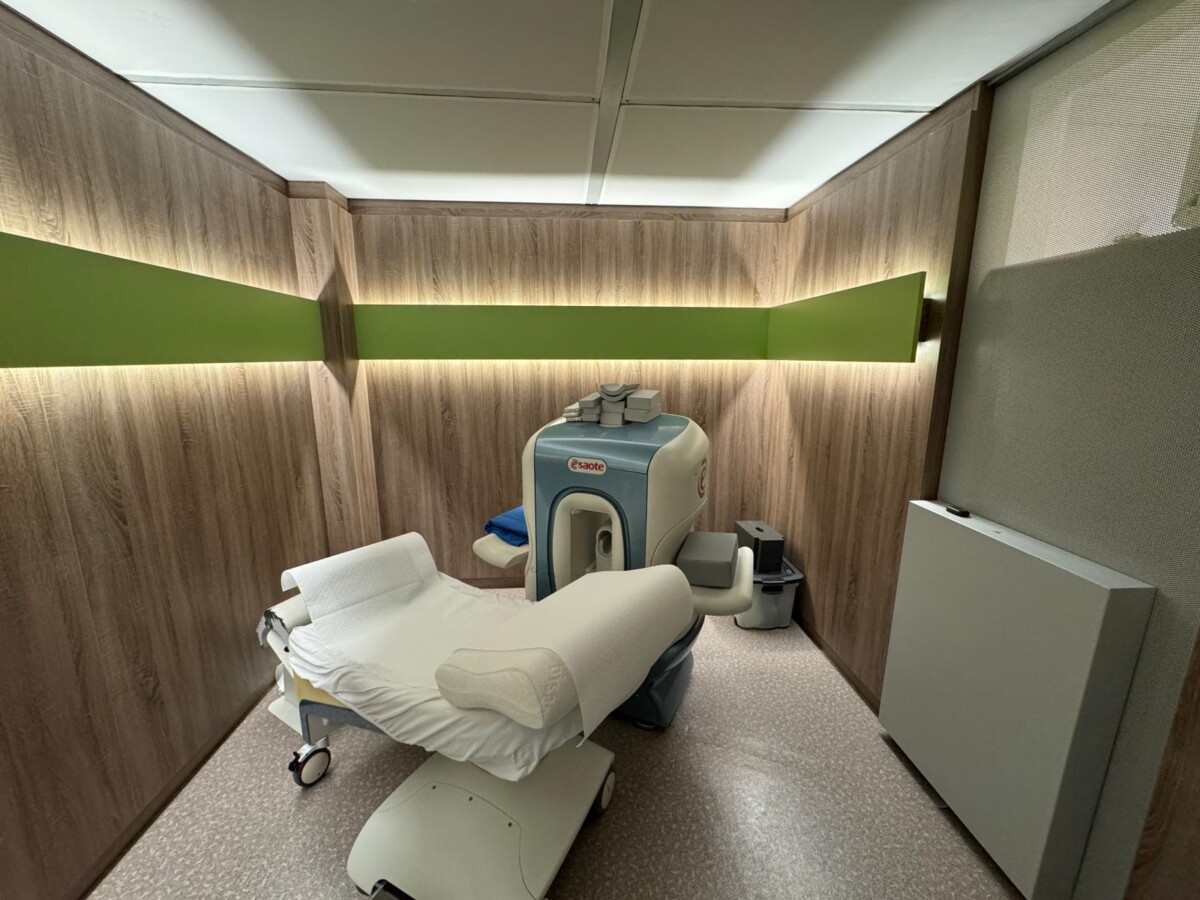 Esaote - MRI Scanner - MRT-Scanner - O-Scan - REF 9700030000