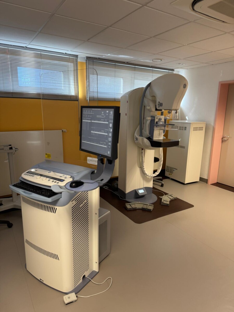 GE HealthCare - Mammographie-System - Mammography System - Senographe Essential - REF 5149752-4