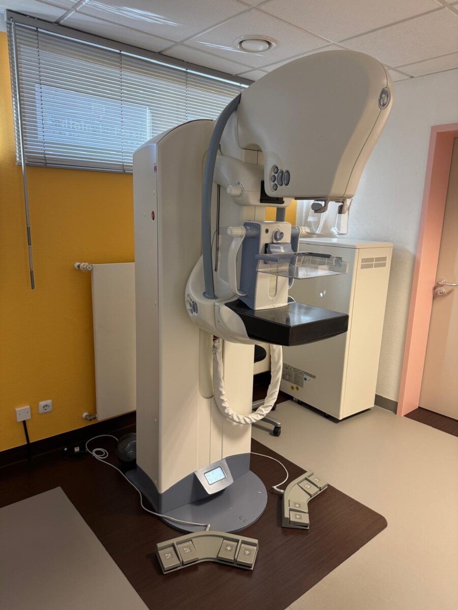 GE HealthCare - Mammographie-System - Mammography System - Senographe Essential - REF 5149752-4