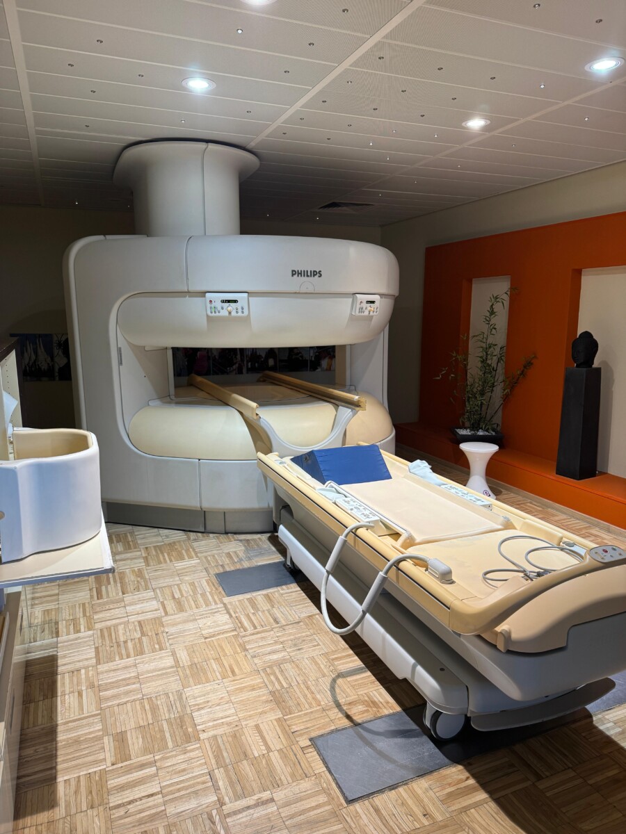 Philips- Panorama HFO - MRI Scanner - MRT-Scanner - Baujahr 2008
