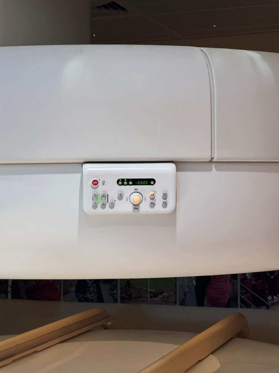 Philips- Panorama HFO - MRI Scanner - MRT-Scanner - Baujahr 2008