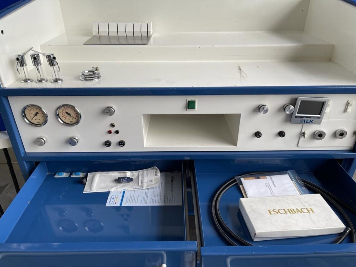 Eschbach - EW 1 - Dental-Arbeitsstation - Dental Workstation