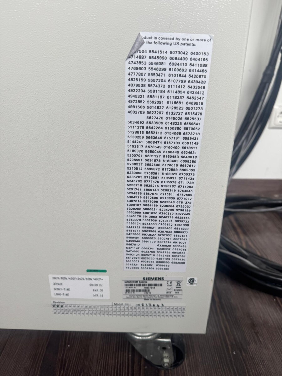 Siemens - MAGNETOM Spectra 3T - MRT-Scanner - MRI Scanner - REF 10837643 - Bauahr 2013