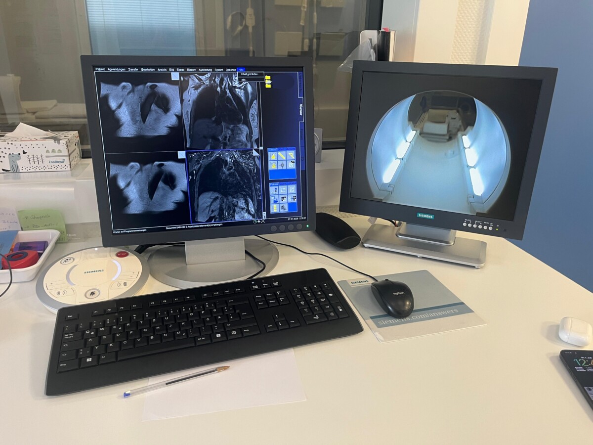 Siemens - MAGNETOM Spectra 3T - MRT-Scanner - MRI Scanner - REF 10837643 - Bauahr 2013