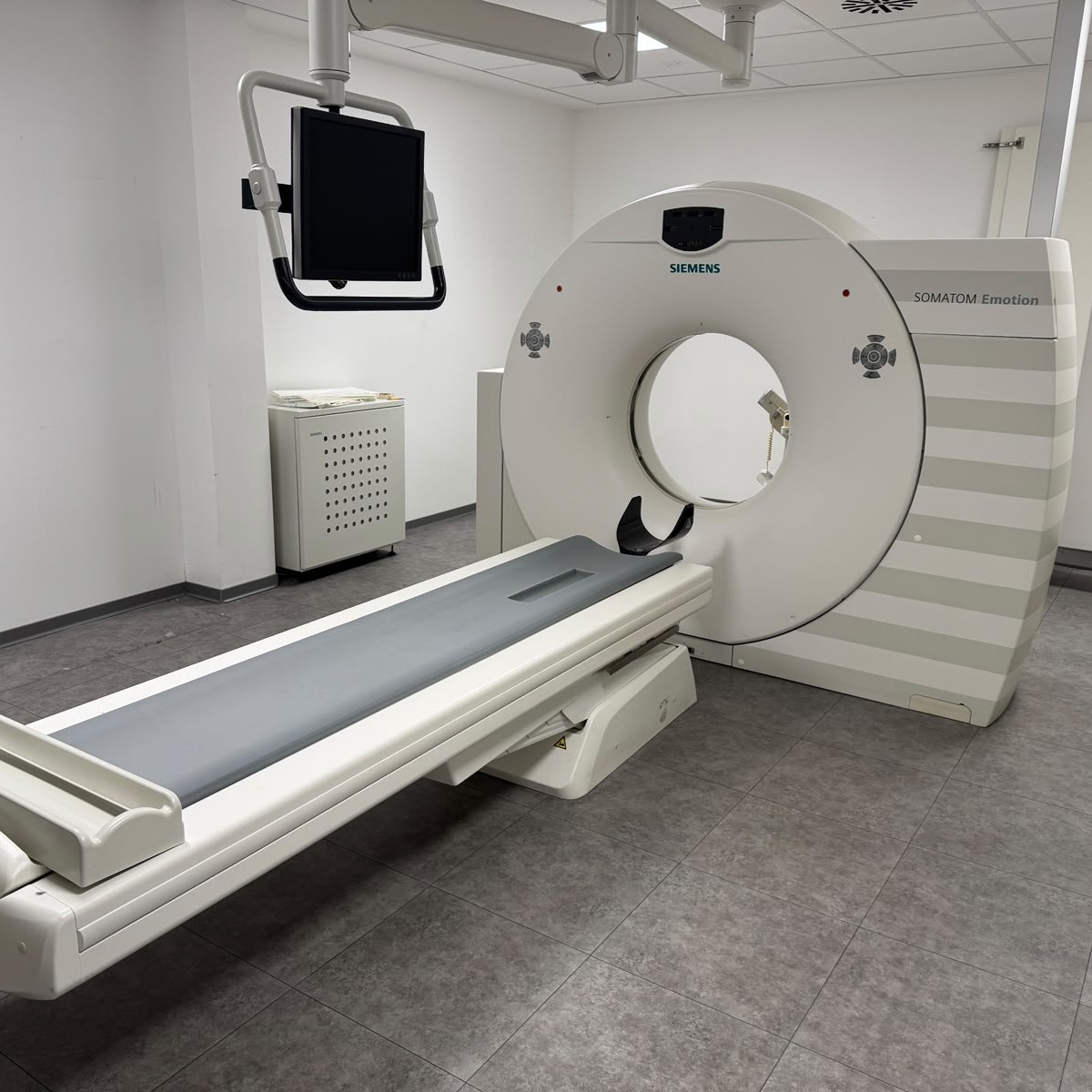 Siemens - SOMATOM Emotion 16 - CT-Scanner - CT Scanner - REF 10046789 - Baujahr 2012