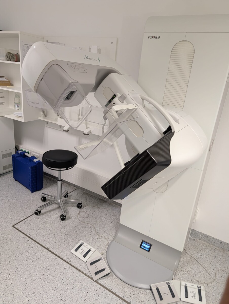 FUJIFILM - Amulet F - Mammographie-System - Mammography System - REF FDR MS-2500 - Baujahr 2013