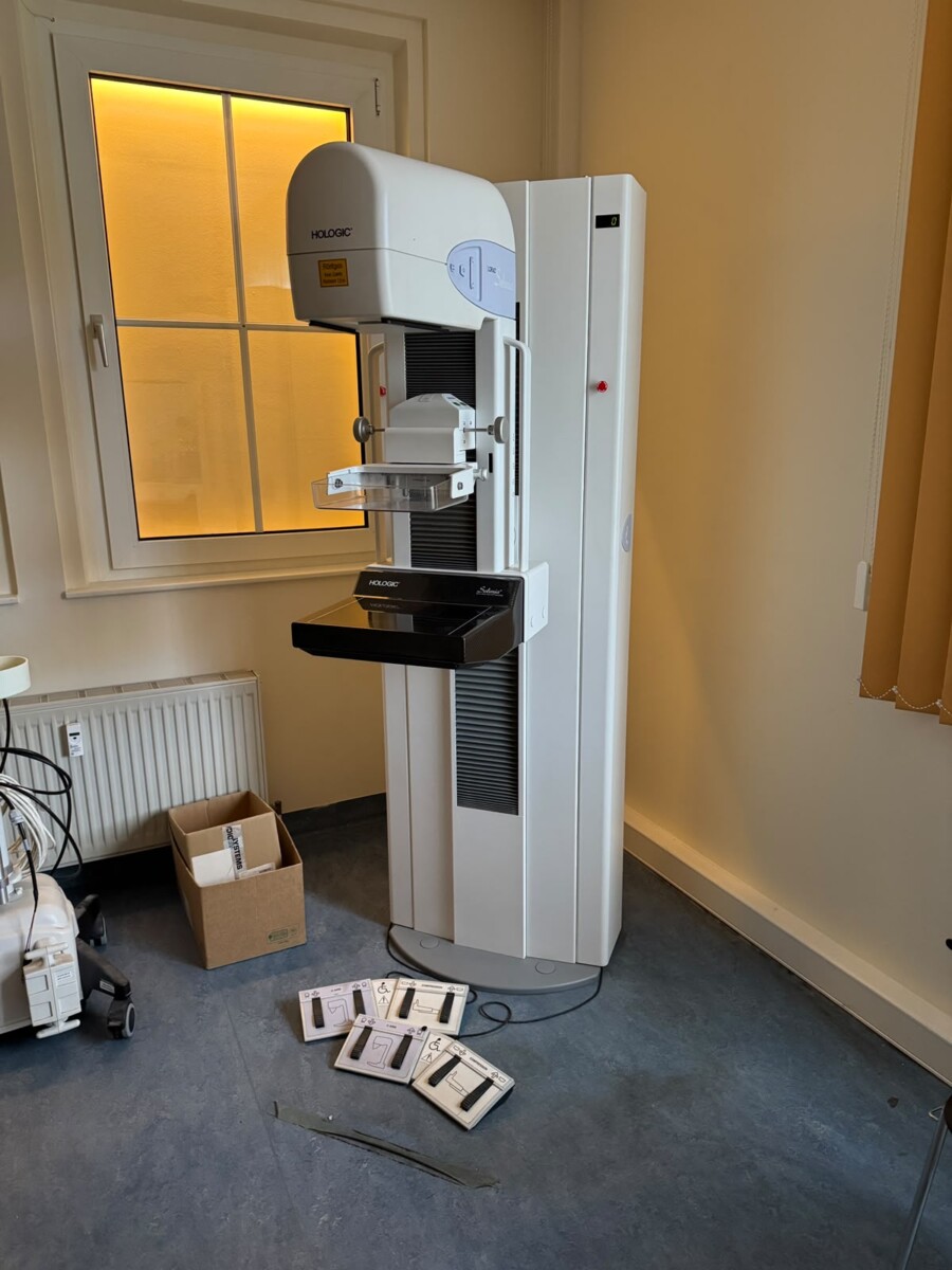 Hologic - Lorad Selenia - Mammographie-System - Mammography System - REF 4-000-0014 - Baujahr 10/2009