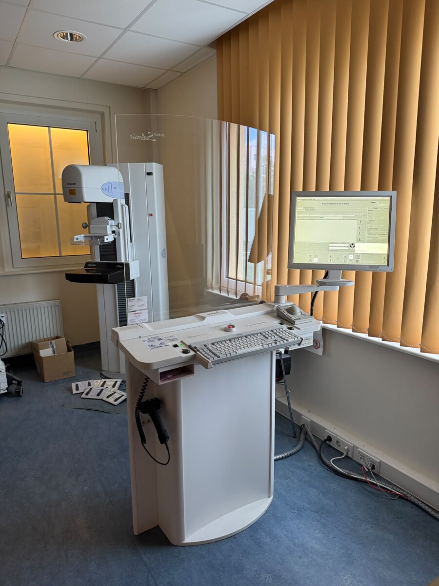 Hologic - Lorad Selenia - Mammographie-System - Mammography System - REF 4-000-0014 - Baujahr 10/2009