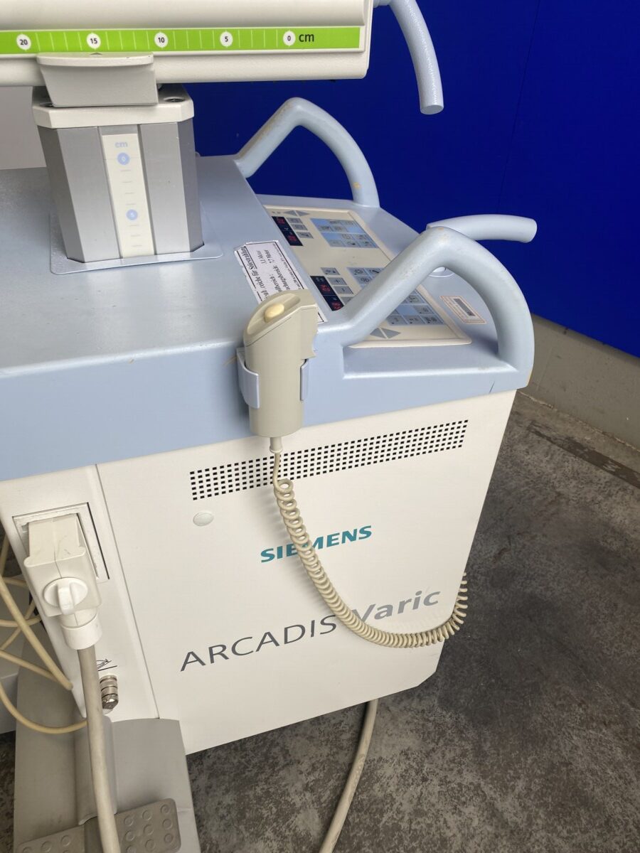 Siemens - ARCADIS Varic - C-arm System - C-Bogen-System - REF 10143406 - Baujahr 2011